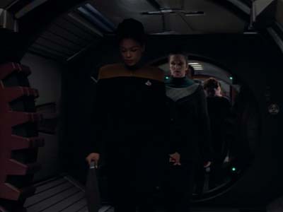 Star Trek: Deep Space Nine Screencaps "Whispers" (S2:E14)
