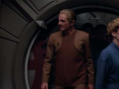 Star Trek: Deep Space Nine Screencaps "Whispers" (S2:E14)