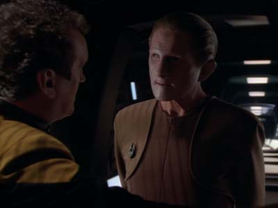 Star Trek: Deep Space Nine Screencaps "Whispers" (S2:E14)
