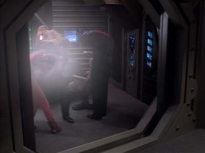 Star Trek: Deep Space Nine Screencaps "Whispers" (S2:E14)
