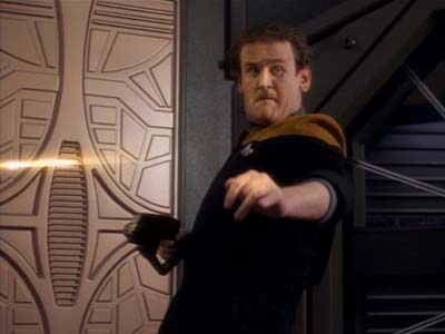 Star Trek: Deep Space Nine Screencaps "Whispers" (S2:E14)