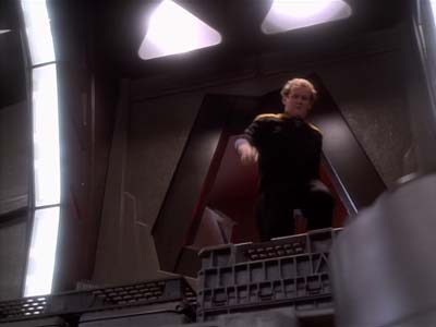 Star Trek: Deep Space Nine Screencaps "Whispers" (S2:E14)