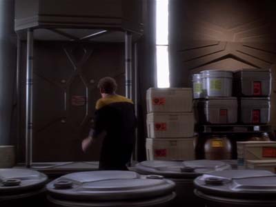 Star Trek: Deep Space Nine Screencaps "Whispers" (S2:E14)