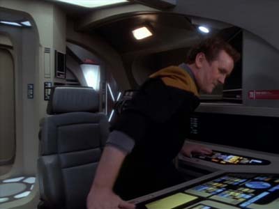 Star Trek: Deep Space Nine Screencaps "Whispers" (S2:E14)