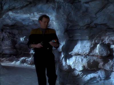 Star Trek: Deep Space Nine Screencaps "Whispers" (S2:E14)