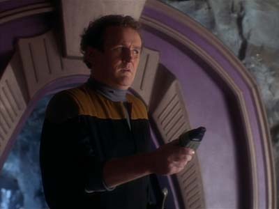 Star Trek: Deep Space Nine Screencaps "Whispers" (S2:E14)