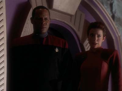 Star Trek: Deep Space Nine Screencaps "Whispers" (S2:E14)