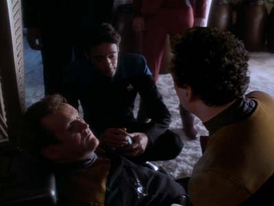 Star Trek: Deep Space Nine Screencaps "Whispers" (S2:E14)