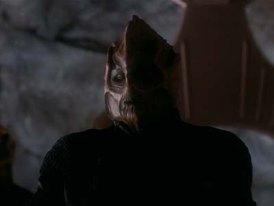 Star Trek: Deep Space Nine Screencaps "Whispers" (S2:E14)