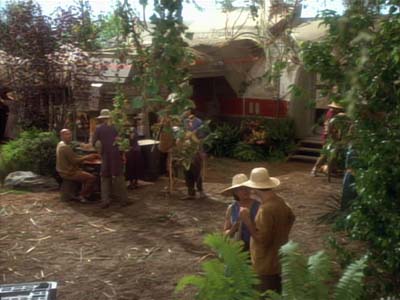 Star Trek: Deep Space Nine Screencaps "Paradise" (S2:E15)