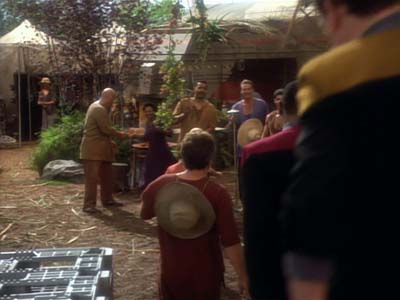 Star Trek: Deep Space Nine Screencaps "Paradise" (S2:E15)