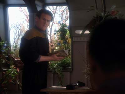 Star Trek: Deep Space Nine Screencaps "Paradise" (S2:E15)