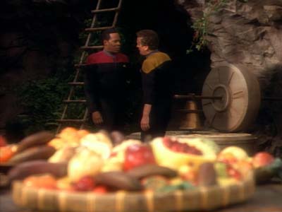 Star Trek: Deep Space Nine Screencaps "Paradise" (S2:E15)