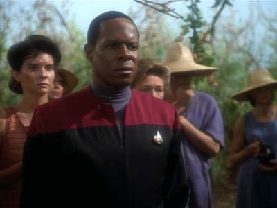 Star Trek: Deep Space Nine Screencaps "Paradise" (S2:E15)