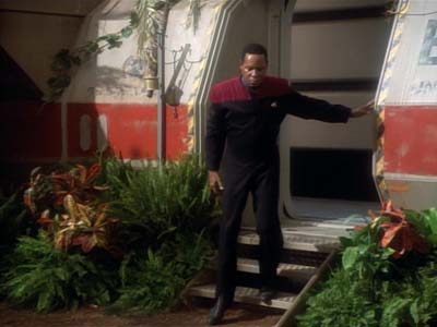 Star Trek: Deep Space Nine Screencaps "Paradise" (S2:E15)
