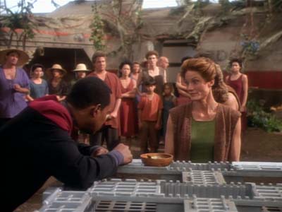 Star Trek: Deep Space Nine Screencaps "Paradise" (S2:E15)