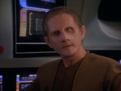 Star Trek: Deep Space Nine Screencaps "Shadowplay" (S2:E16)