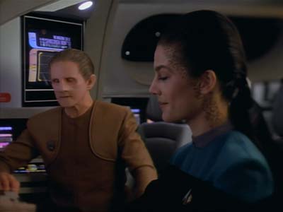 Star Trek: Deep Space Nine Screencaps "Shadowplay" (S2:E16)