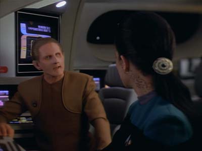 Star Trek: Deep Space Nine Screencaps "Shadowplay" (S2:E16)