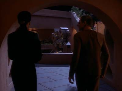 Star Trek: Deep Space Nine Screencaps "Shadowplay" (S2:E16)