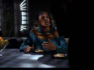 Star Trek: Deep Space Nine Screencaps "Shadowplay" (S2:E16)