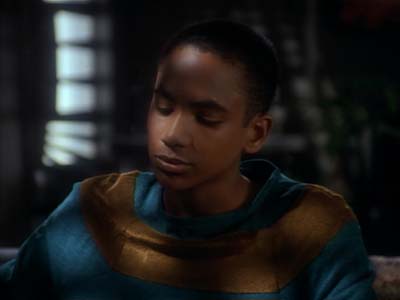 Star Trek: Deep Space Nine Screencaps "Shadowplay" (S2:E16)