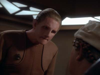 Star Trek: Deep Space Nine Screencaps "Shadowplay" (S2:E16)