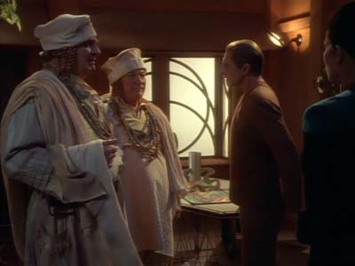Star Trek: Deep Space Nine Screencaps "Shadowplay" (S2:E16)
