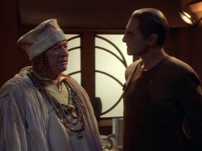 Star Trek: Deep Space Nine Screencaps "Shadowplay" (S2:E16)