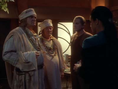 Star Trek: Deep Space Nine Screencaps "Shadowplay" (S2:E16)