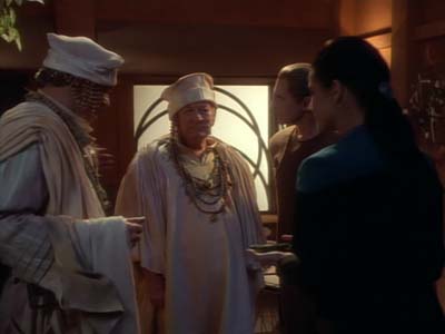 Star Trek: Deep Space Nine Screencaps "Shadowplay" (S2:E16)