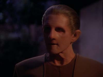 Star Trek: Deep Space Nine Screencaps "Shadowplay" (S2:E16)