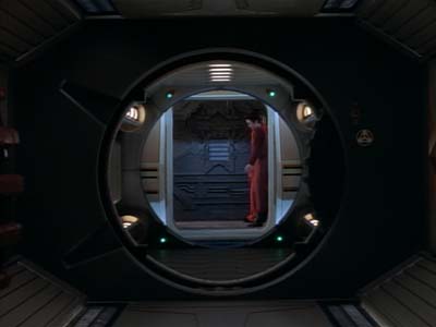 Star Trek: Deep Space Nine Screencaps "Shadowplay" (S2:E16)
