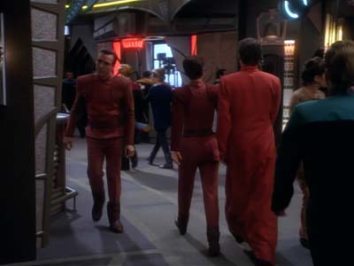 Star Trek: Deep Space Nine Screencaps "Shadowplay" (S2:E16)