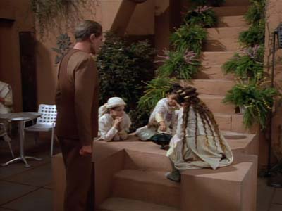 Star Trek: Deep Space Nine Screencaps "Shadowplay" (S2:E16)