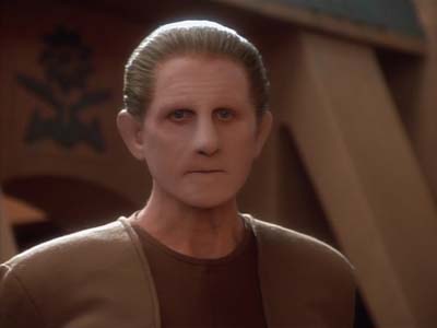 Star Trek: Deep Space Nine Screencaps "Shadowplay" (S2:E16)