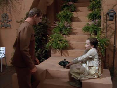 Star Trek: Deep Space Nine Screencaps "Shadowplay" (S2:E16)