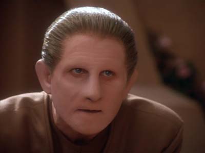 Star Trek: Deep Space Nine Screencaps "Shadowplay" (S2:E16)
