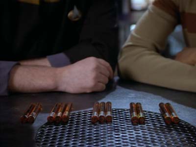 Star Trek: Deep Space Nine Screencaps "Shadowplay" (S2:E16)