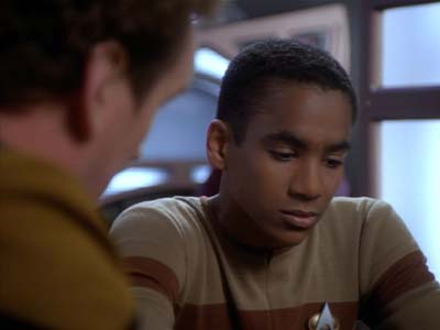 Star Trek: Deep Space Nine Screencaps "Shadowplay" (S2:E16)