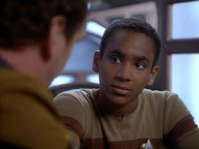 Star Trek: Deep Space Nine Screencaps "Shadowplay" (S2:E16)