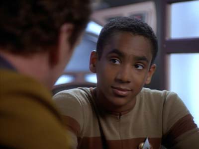 Star Trek: Deep Space Nine Screencaps "Shadowplay" (S2:E16)