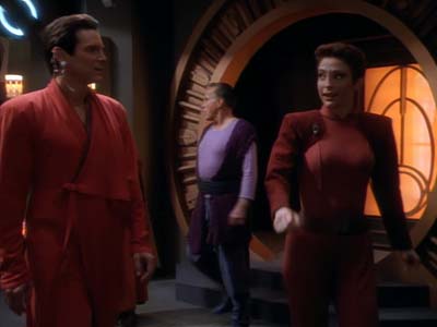 Star Trek: Deep Space Nine Screencaps "Shadowplay" (S2:E16)