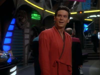 Star Trek: Deep Space Nine Screencaps "Shadowplay" (S2:E16)