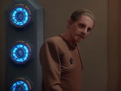 Star Trek: Deep Space Nine Screencaps "Shadowplay" (S2:E16)