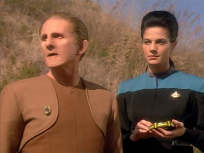 Star Trek: Deep Space Nine Screencaps "Shadowplay" (S2:E16)