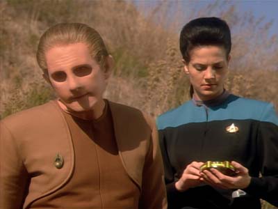 Star Trek: Deep Space Nine Screencaps "Shadowplay" (S2:E16)