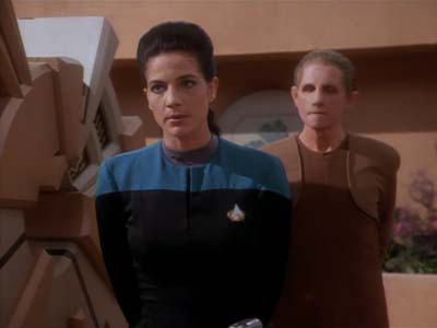 Star Trek: Deep Space Nine Screencaps "Shadowplay" (S2:E16)