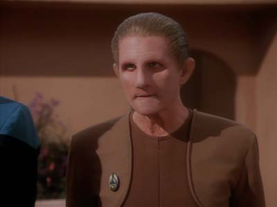 Star Trek: Deep Space Nine Screencaps "Shadowplay" (S2:E16)