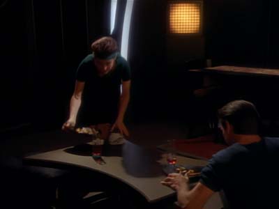 Star Trek: Deep Space Nine Screencaps "Shadowplay" (S2:E16)